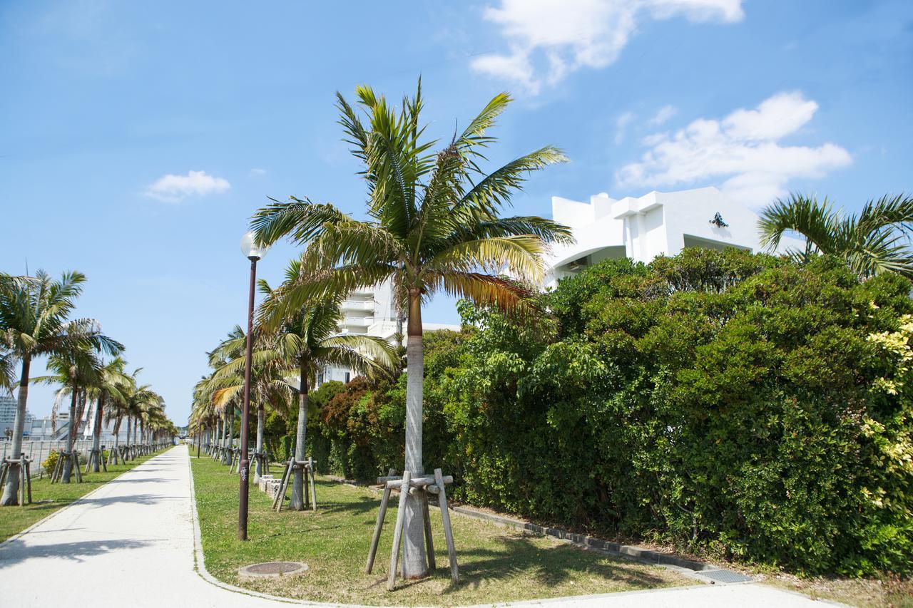 Mihama Beach House Villa Chatan Exteriör bild