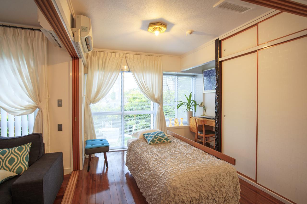 Mihama Beach House Villa Chatan Exteriör bild
